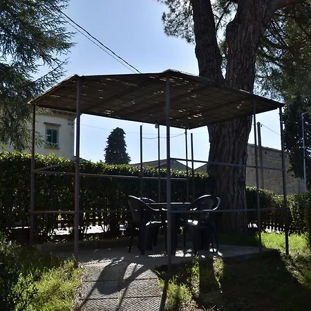 Le Di San Vivaldo Agroturismo *